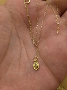 14k Gold Virgin Mary Pendant Necklace